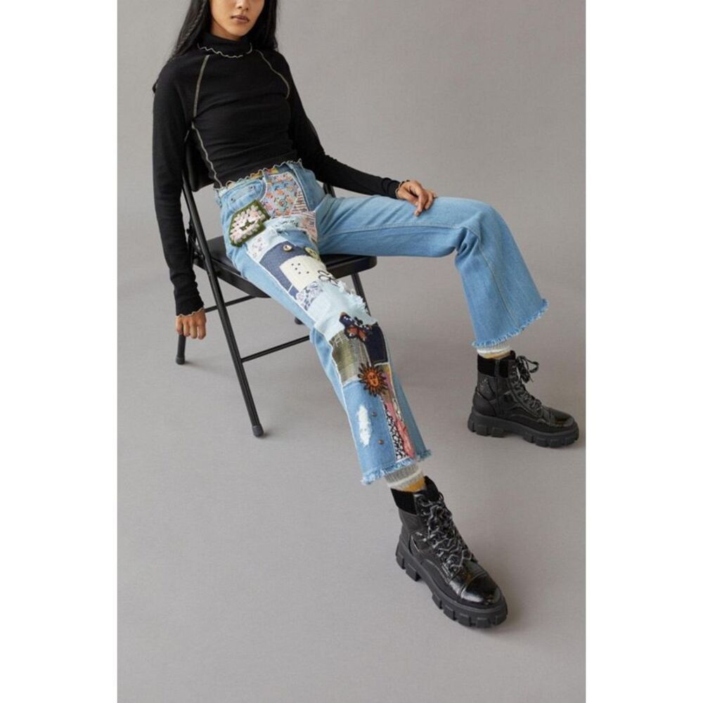 BDG by Urban Outfitters High-Waisted Craft Flare Jeans” SELLING AS IS”